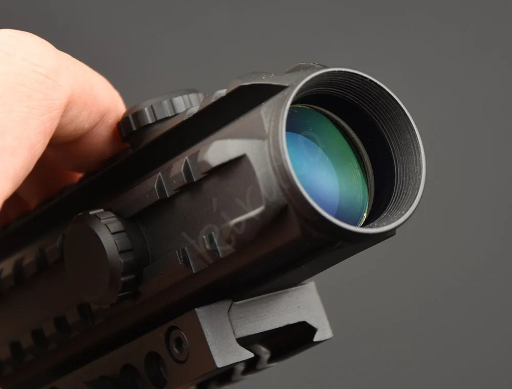 

Tactical 4x28 Rifle scope wiht three sides 20mm picatinny rail base waterproof shockproof R9144