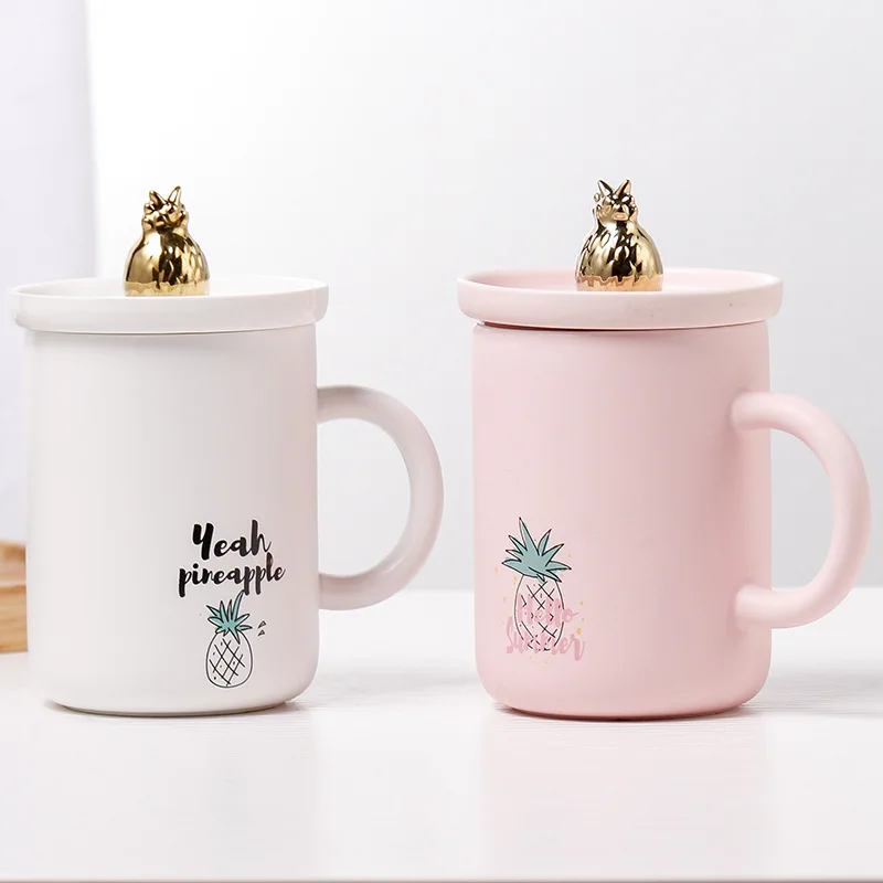 

Fashion pink pineapple mug with gold-plated spoon lid,Fun Tea Cup Drinkware Porcelain Mugs Personality Ceramic Coffee Cup 400ml