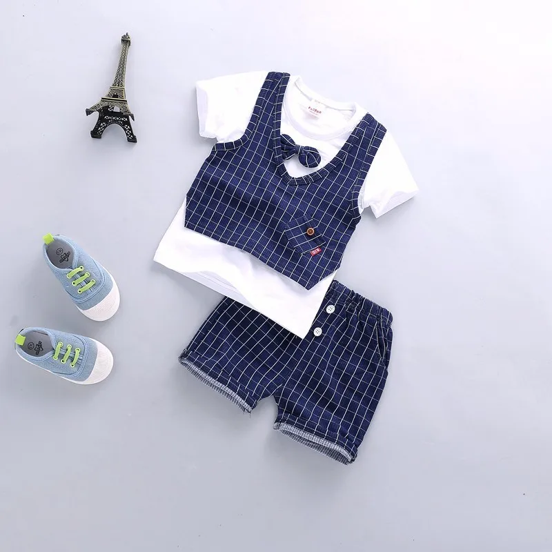 Лидер продаж для маленьких мальчиков летняя одежда из хлопка для маленьких мальчиков галстук-бабочка, футболка брюки 2 шт./компл. детская Красивые костюмы для От 0 до 4 лет - Цвет: LBE majia Blue