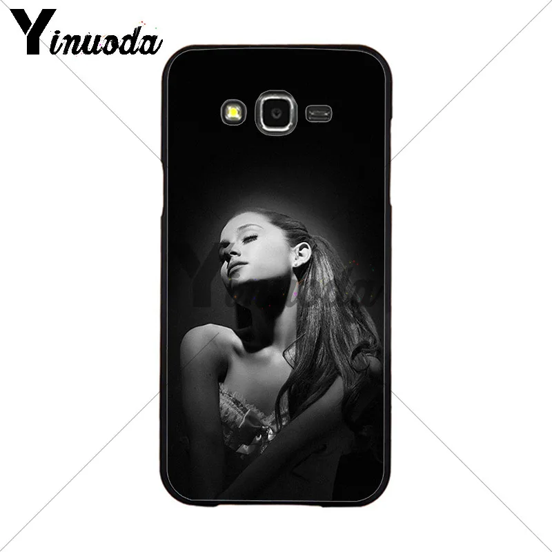 Cat Ar Ariana Grande