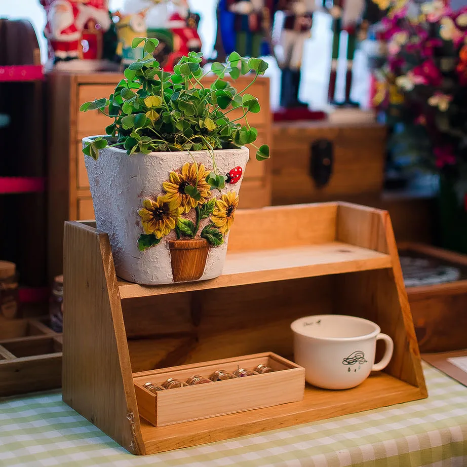 

Antique Wood Tray Storage Shelf Rack Retro Standing Wood Racks Desktop Kitchen Organizer Home Decoration Storage Wooden Shelf