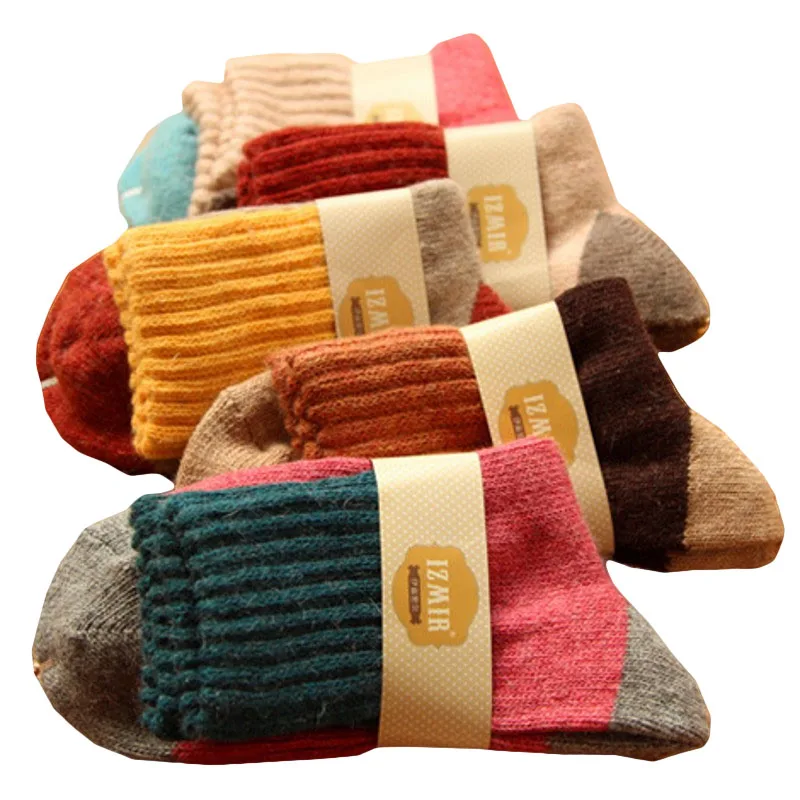 

2017 New Fluffy Sheep Wool Socks 5 Pairs = 10 Pieces Thick Ruffle Thermal Fuzzy Women Socks Short Warm Meias Calcetines Winter