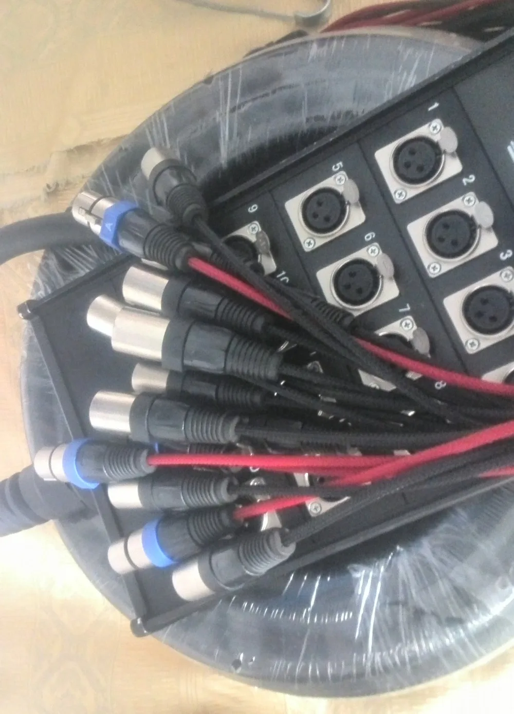 

High quality KL Audio 12 Channel 8 X 4 Channel 50' Pro Audio Low Profile Stage Box Snake Cable 8x4x50