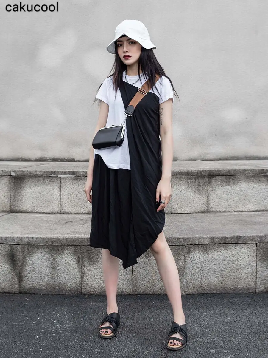 

Cakucool 2019 new spring and summer dark wind designer models a variety of wearing straps skirt women