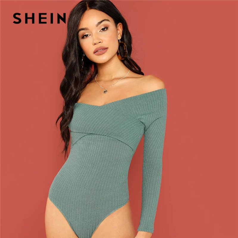 SHEIN الأخضر الصليب التفاف الجبهة ضلع متماسكة باردو ارتداءها أنيقة قبالة الكتف نحيل داخلية النساء الخريف عادي ارتداءها