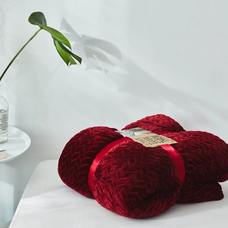 

Wine Red Solid Color Bedspread Blanket 150X200cm High Density Soft Flannel Blanket To On For The Sofa/Bed/Car Portable Plaids