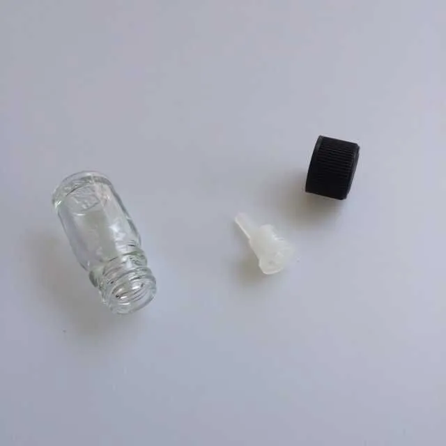 10 шт. 22x55 мм мини прозрачные стеклянные бутылки с черной откручивающейся крышкой и герметичный фиксатор DIY 5 мл флаконы для жидкости бутылка эфирного масла
