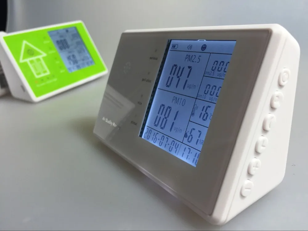 Multi Functional HCHO VOC air quality meter Pm2.5 Indoor Air Detector