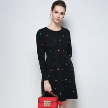 2017 Autumn Winter Embroidery Plus Size Dresses Lady Elegant Black Tunic Dress Woman Black Long Sleeves Casual Clothing M-5XL