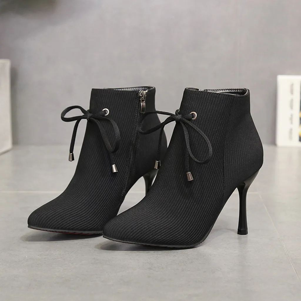Новинка; женские ботильоны в римском стиле на высоком тонком каблуке; ботинки на молнии сбоку; модная брендовая дизайнерская женская обувь для вечеринок; Цвет фиолетовый, черный