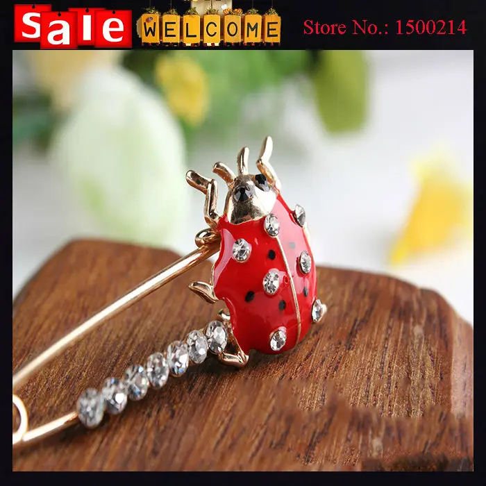 Enamel Ladybird Golden Red Crystal Bead Animal Insect Women’s Brooch Safety Pin Lapel Pin Badge Corsage Collar Clip Scarf Buckle