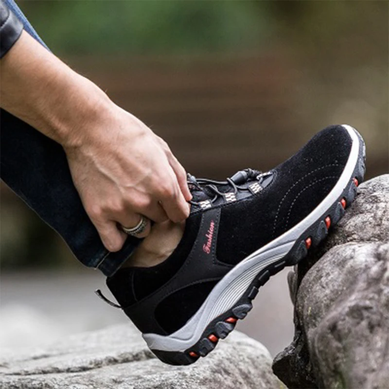 

2019 high quality outdoor sports camping shoes men's tactical non-slip hiking shoes winter spring casual breathable waterproof