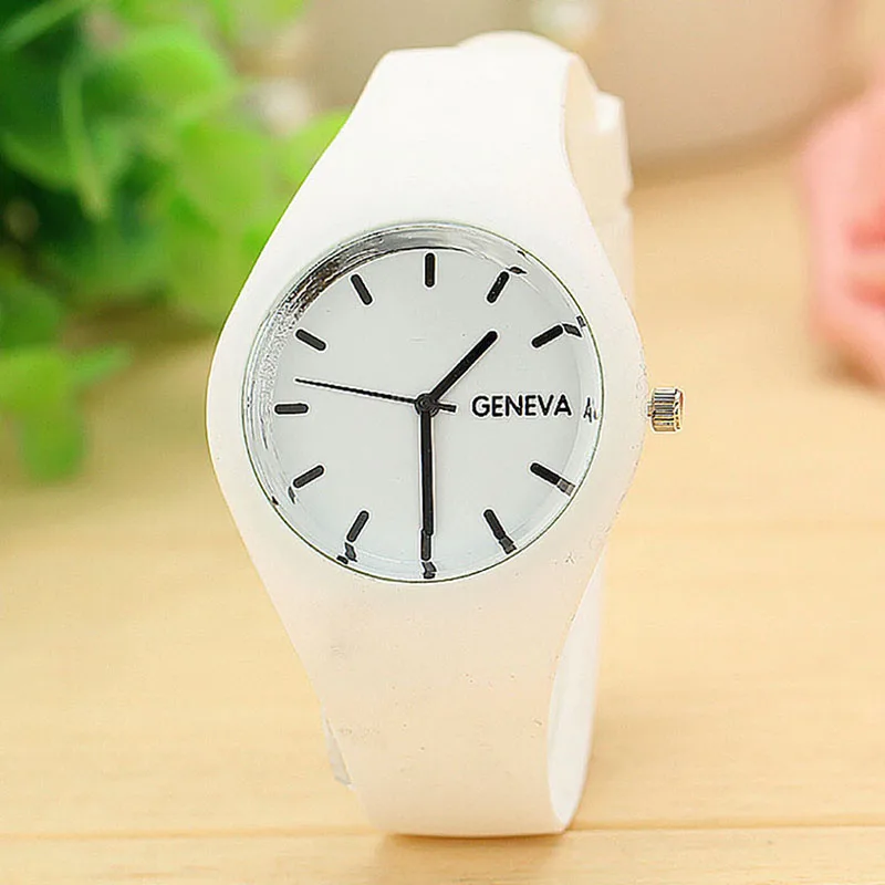 

2019 New Silica Gel Watch Geneva Silicone Watches Candy-color Quartz Wrist Sports Outdoor Fashion Women Watches And Men Watches