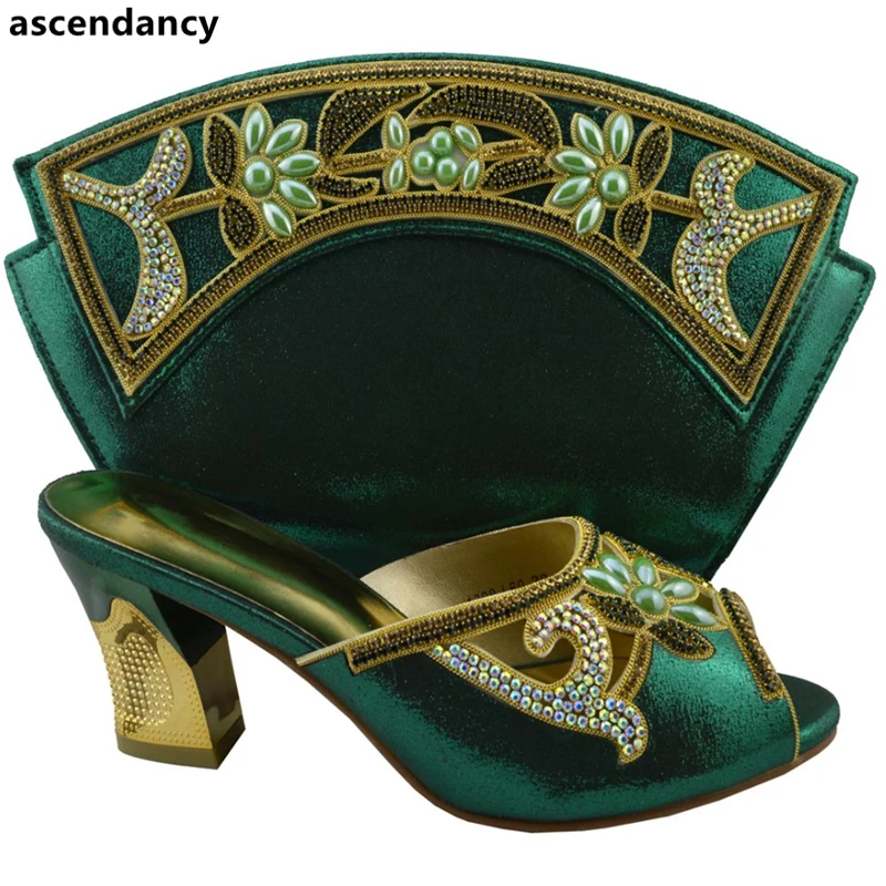 

Latest Green Color African Women Matching Italian Shoe and Bag Set Decorated with Appliques Italian Matching Shoe and Bag Set