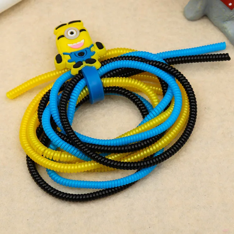 Прекрасный мультфильм USB кабель наушники протектор набор с намоткой кабеля Спиральный шнур протектор для iphone и android телефон - Цвет: 3