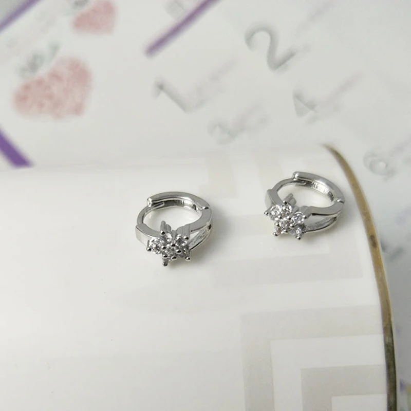 

The New Korean Version Jewelry Earrings Circle Ear Ring Sweet Snowflake Snow Flower Hoop Earrings