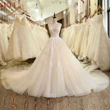 SL-6040 церковного размера плюс глубокий v-образный вырез Плиссированное свадебное платье с открытой спиной длинным шлейфом Хрустальное кружевное свадебное платье