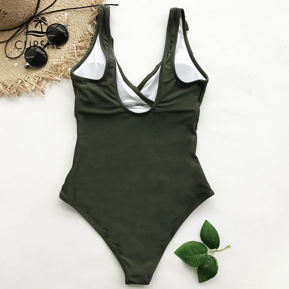 Günstige CUPSHE Armee Grün Rüschen One piece Bademode Frauen V ausschnitt Falbala Solide Monokini 2020 Mädchen Strand Plain Badeanzug Badeanzug