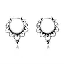 Brincos de argola com coroa de queen, 1 par brincos para mulheres retrô, cor antiga, oco, redondo, joias E15-2