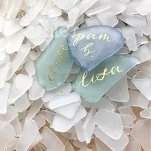 Cocostyles пользовательские красивые нерегулярные морские стеклянные каменные руки письмо имя карты для приглашения на свадьбу и каллиграф