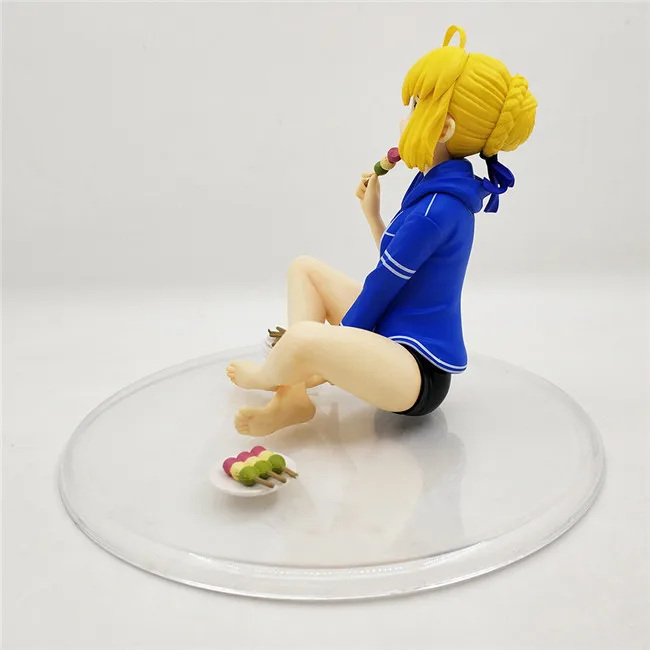 Anime Figures 11CM Fate Grand Order Saber Altria Pendragon Eat Meat Balls Ver PVC Figure Collectible Model Toy Doll Gift