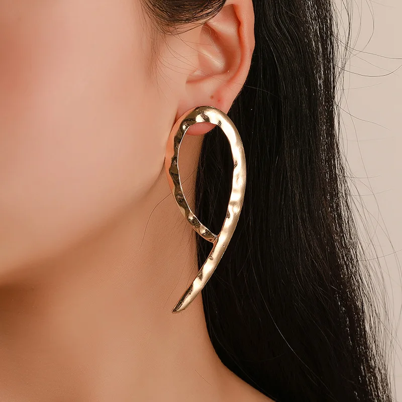 

DoreenBeads 2019 New Fashion Stud Earrings Trendy Exaggerated Gold Sliver Metal Earrings For Women Party Jewelry Gift,1 Pair