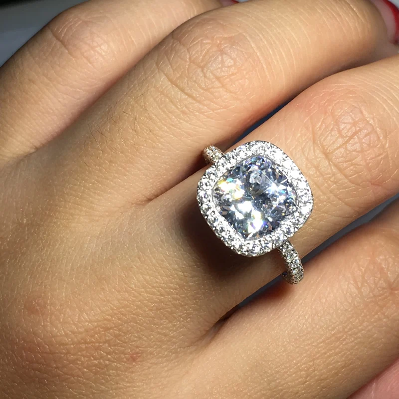 Ainoushi Luxury 3 Carat Cushion Cut Halo Ring Finger Sona 925