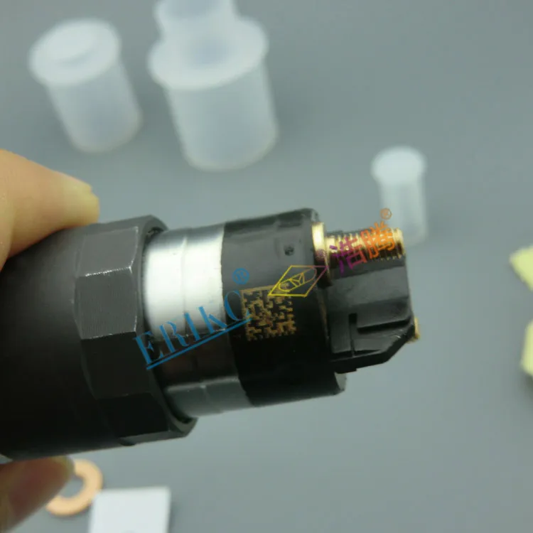Liseron diesel fuel injector 0445120123, 0445 120 123, INJECTOR 0 445 120 123 (1)