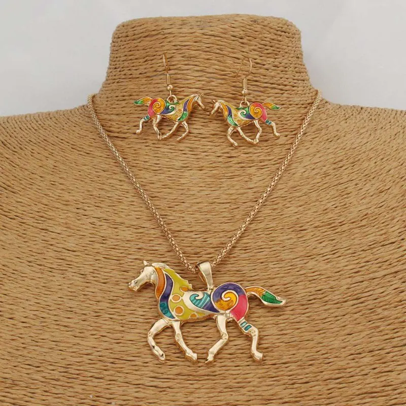 Милый набор ювелирных изделий в форме животных, Модный комплект радужной лошади, ожерелье с единорогами, серьги, ювелирный костюм для женщин и девочек