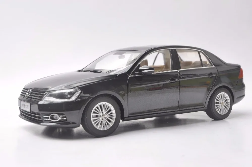 1:18 литая модель для Volkswagen Новый VW Bora 2013 Черный сплав игрушечный автомобиль