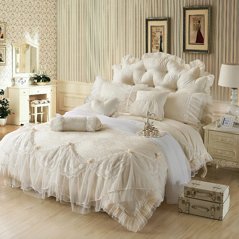 Luxe Jacquard Zijde prinses beddengoed sets koningin koning 4/6/8pcs Beige Kant Ruches dekbedovertrek sprei bed rok beddengoed Luxe Jacquard Zijde prinses beddengoed sets koningin koning 4/6/8pcs Beige Kant Ruches dekbedovertrek sprei bed rok beddengoed