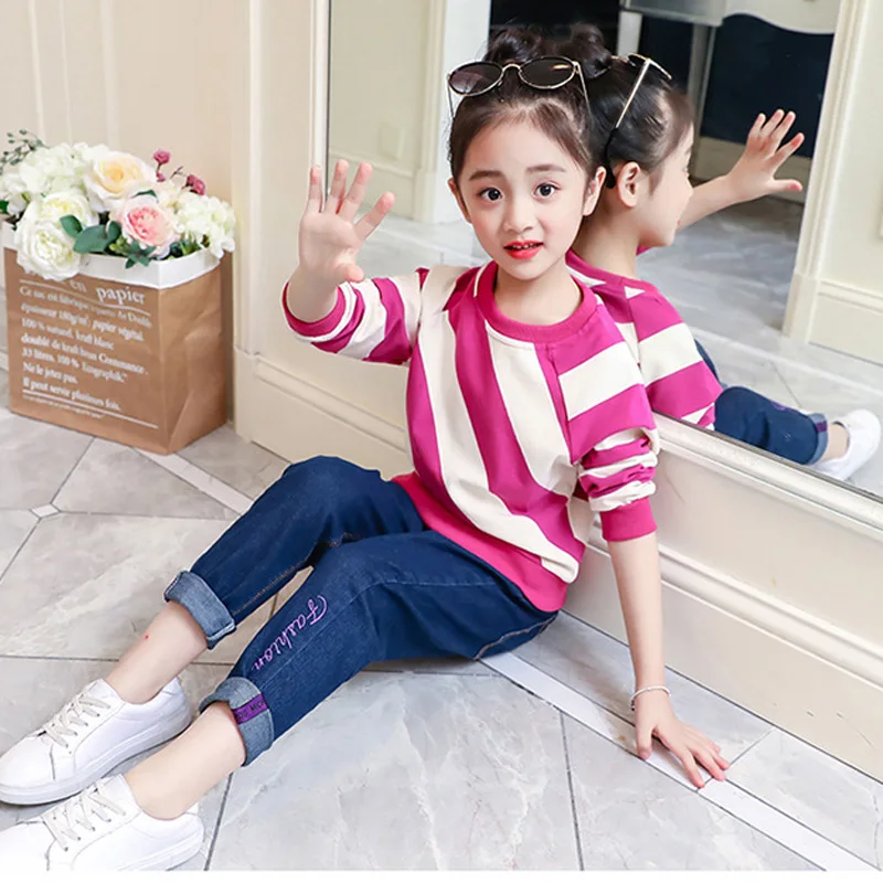 

2019 new fashion children's suit girls spring children's diagonal stripes jeans two-piece free shipping