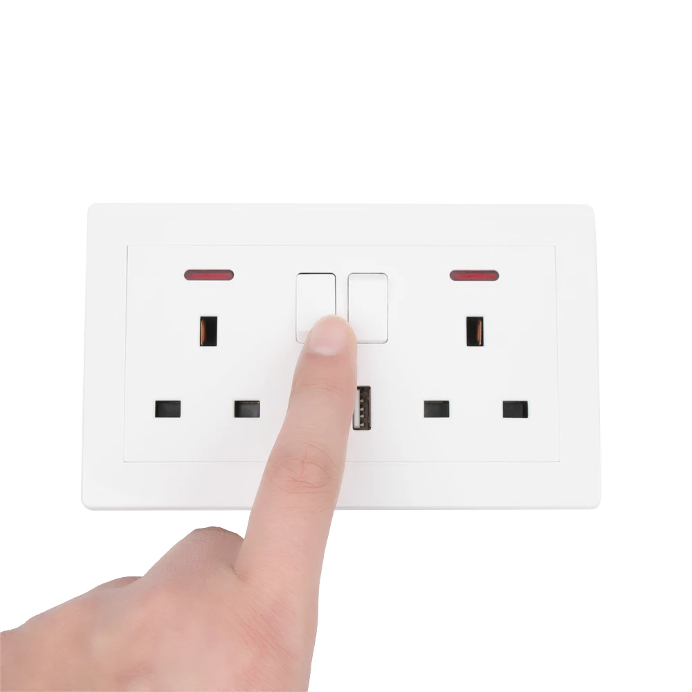 Nouveau Double Switched Socket 13amp plug 2 Gang Electric Power Outlet Blanc