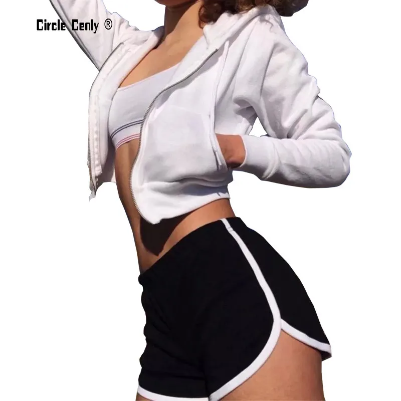 

Europese en Amerikaanse Stijl Satijn Glad Sport Shorts Vrouwelijke Hoge Taille Fitness Running Shorts Vrouwen Slanke Sportkledin