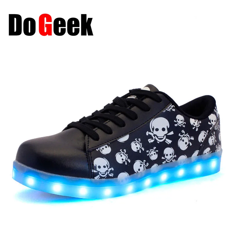 DoGeek 2017 Black Skull Adult Led Shoes Glowing Tone Light Up Shoes