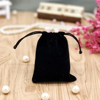 

Hot 50pcs Black Velvet Jewelry Gift Bags 5x7 7x9 8x10 9x12 10x16cm Drawstring Wedding Christmas Gift Bags Jewelry Packaging Bags