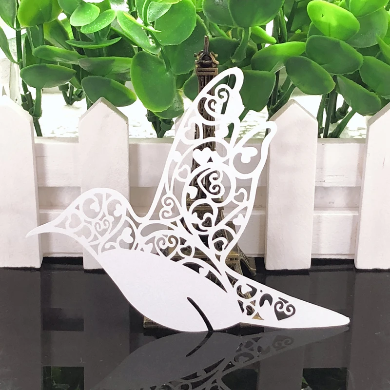 

10Colors 50pcs Flying Bird Laser Cut Place Card Cup Card Table Mark Wine Glass Paper Card Wedding Christmas Birthday Party Decor