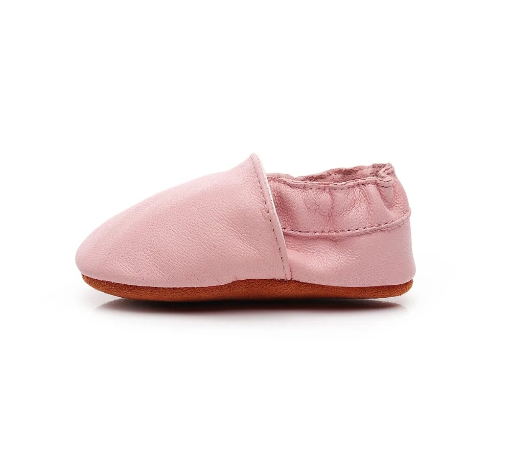 Модная обувь для мальчика для девочки, первые ходунки, мягкие тапочки для новорожденных, мокасины для малышей, домашняя обувь, от 0 до 18 месяцев