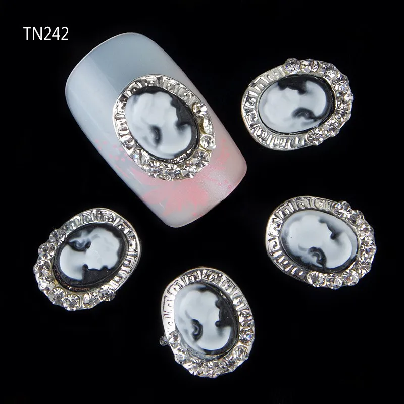 

Blueness 10Pcs Silver Alloy Nail Art Decoration Round Glitter Nail Rhinestones 3D Metal Charms Nails Jewelry Tools