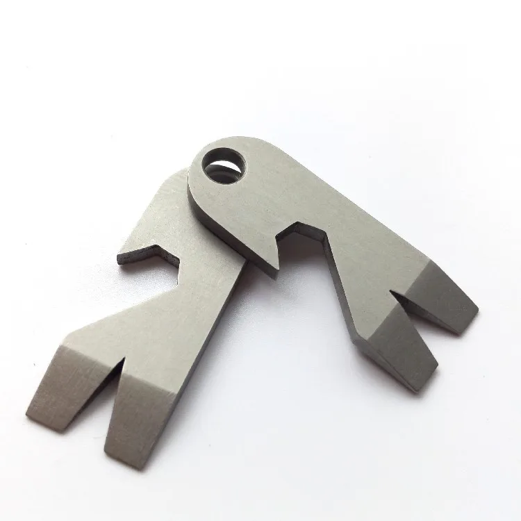 

Titanium Alloy EDC Mini Crowbar Bottle Opener Screwdriver EDC Tools