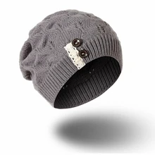 Горячая вязанная зимняя вязаная шапка женская Лист Кружева Кнопка колпачок зимние шапки вязаная шапка Череп не сужающийся книзу теплый Skullies TKH017khaki