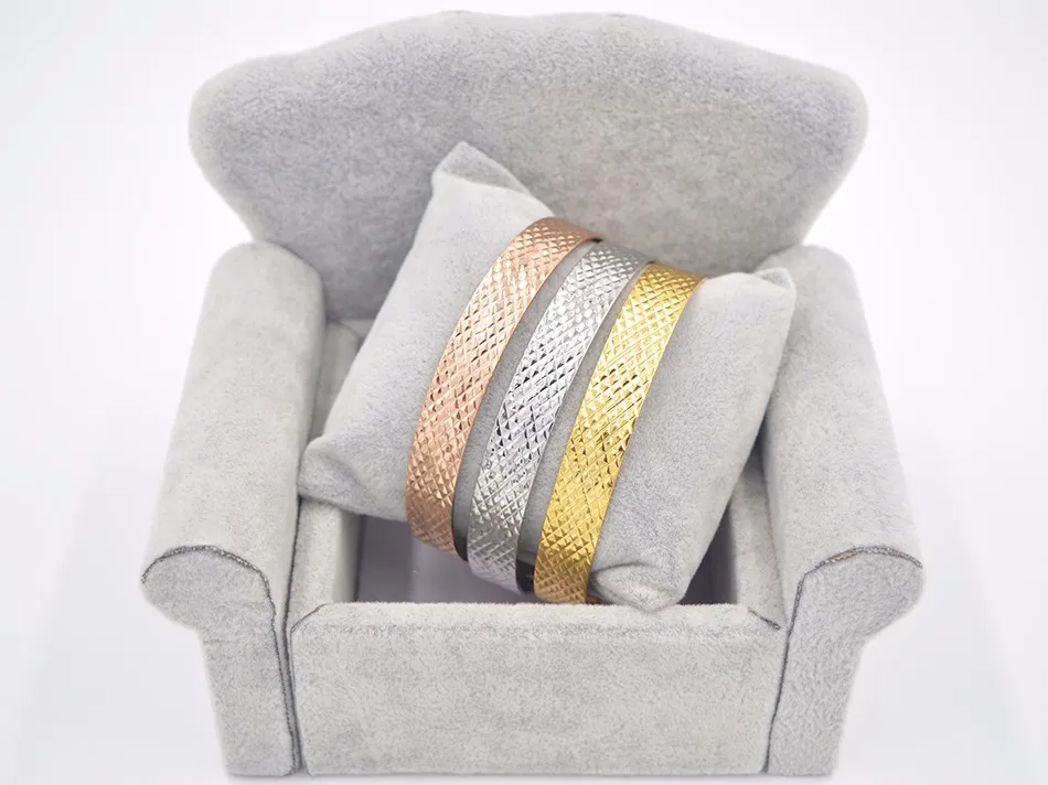 bangle (1)