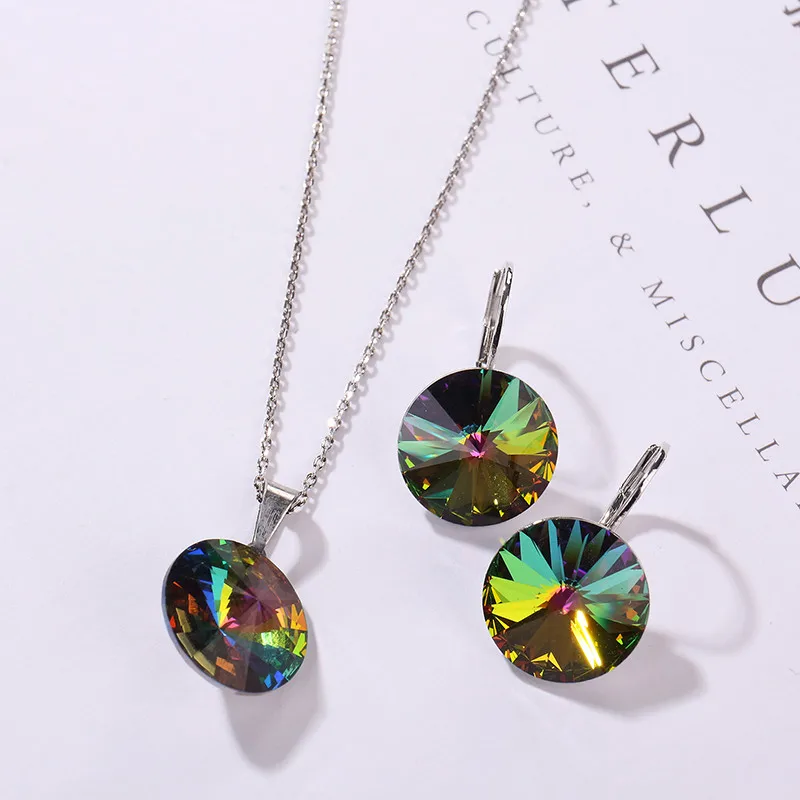 Ms Betti bridal jewelry set with rivoli crystal from Swarovski10