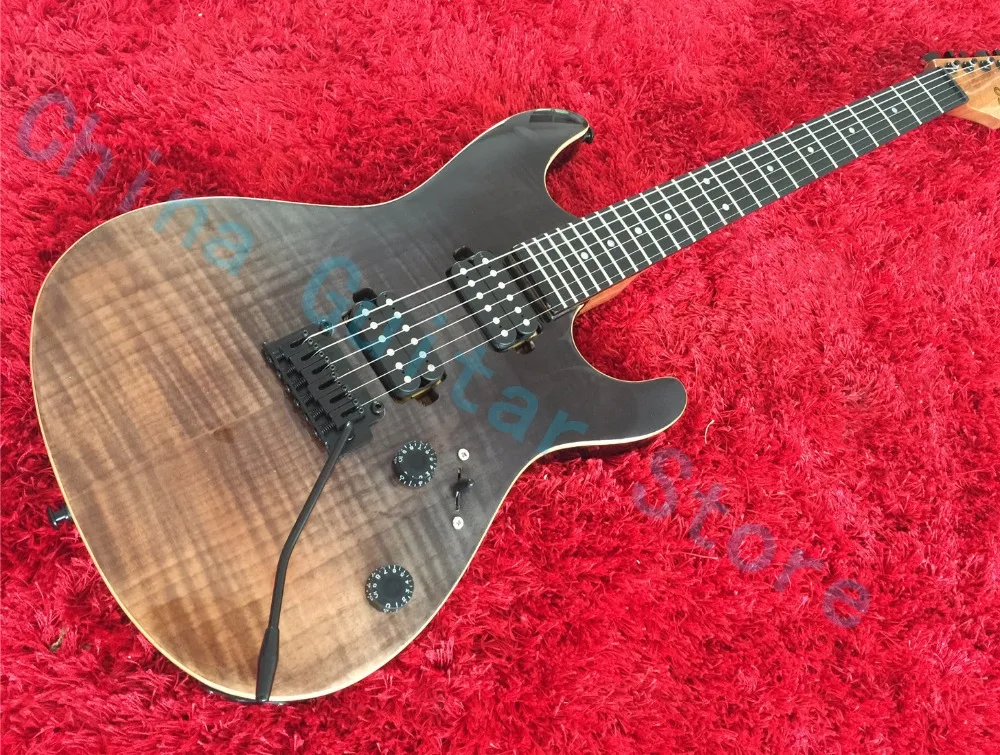 

Good quality Modern natural guitar;flamed maple top;black hardware;locking tuners