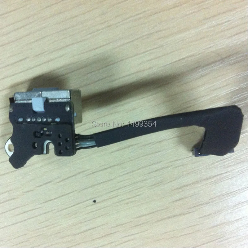 A1502 Power Dock 02