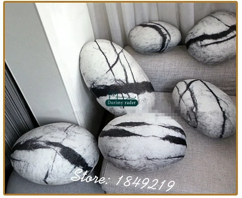 Dorimytrader 6 Pcs Lot Livingroom Decoration Comet Stone Cushion Baby Natural Garden Stone Pillow Toy ( With Cotton ) DY61079 (8)