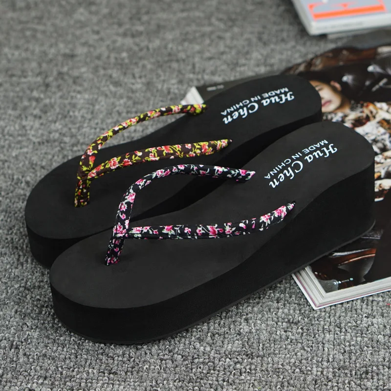 

POADISFOO 2019 Summer New Style Flower Lady Flip Flops TPR Bottom Slip Wear Fashion Trend Beach Sandals Slippers WNH-205-1