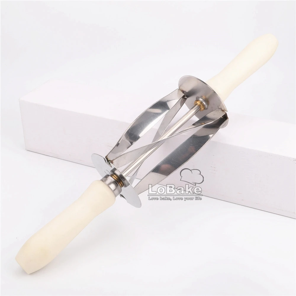

Small Size Bread Tools Stainless Steel Trigon wheel Dough Cutter with high quality plastic handle for Making Croissant Pizza