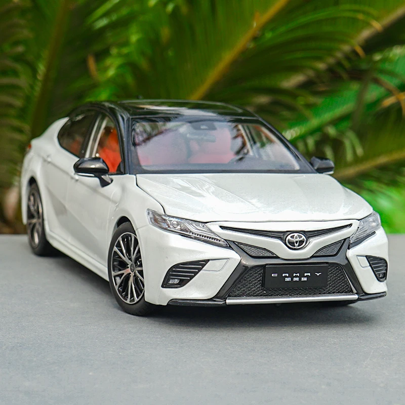 1/18 Toyota Camry Спорт 8th поколения литья под давлением модель автомобиля игрушечные лошадки с черным верхом для обувь мальчиков подарок коллекци