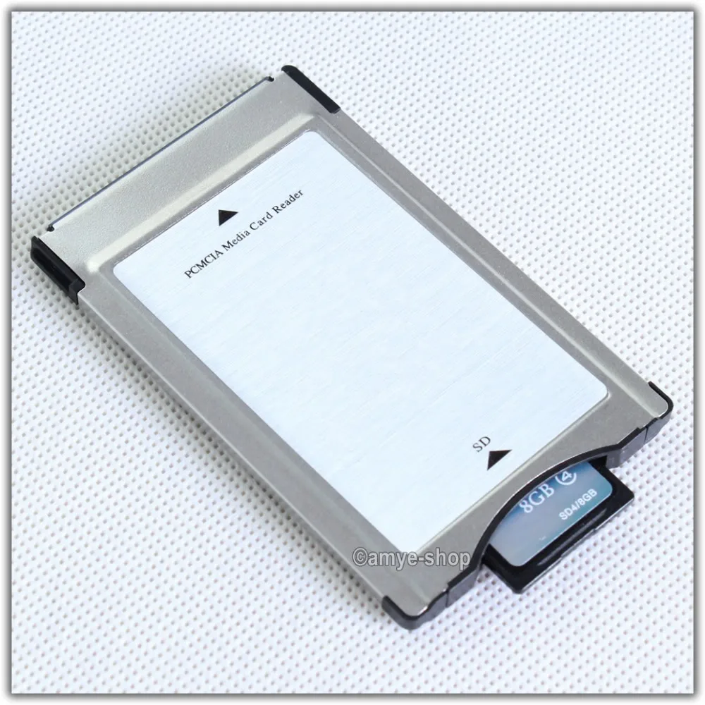X204 GLK-Klasse 4GB PCMCIA CF Multi Card Reader KIT MB Mercedes Benz Comand APS 